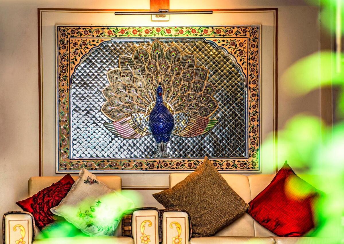 Santosh Villa - The House Of Antiques And Art Udaipur Luaran gambar